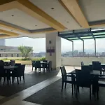 Ipoh Majestic Cozy With Baby Cot -6 Pax- Free Parking By Aftertea Home